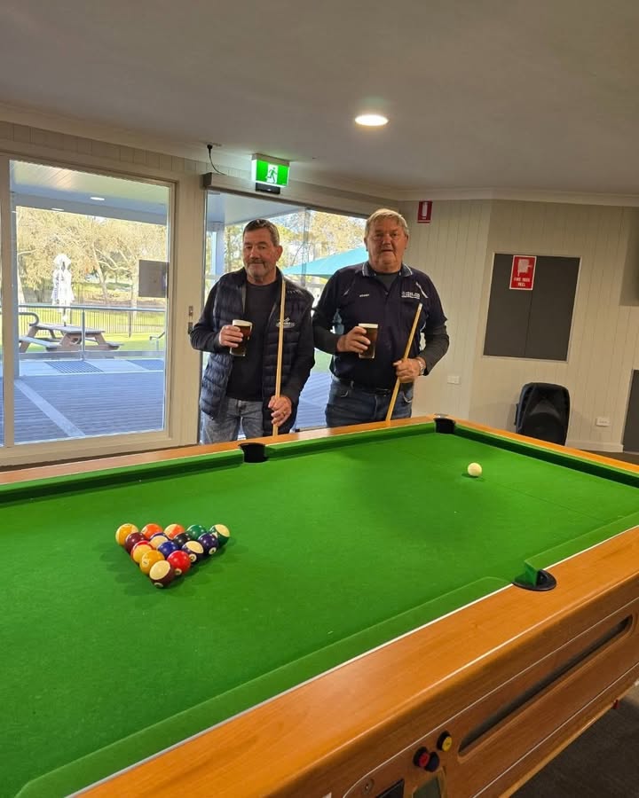 Featured image for “Thursday Specials: Free Pool & $8.50 Pints at Singleton Golf Club”